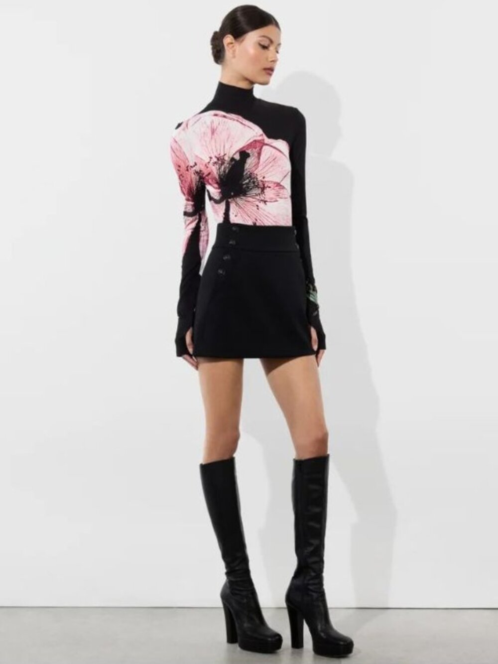 Alice + Olivia Delaina Luna Floral Turtleneck Top Small - Picture 5 of 12